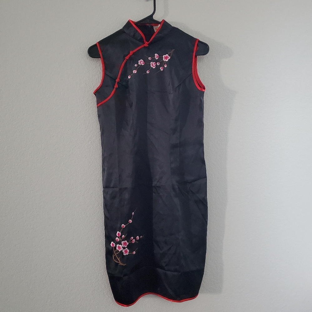 Asian Inspired Sleeveless Dress